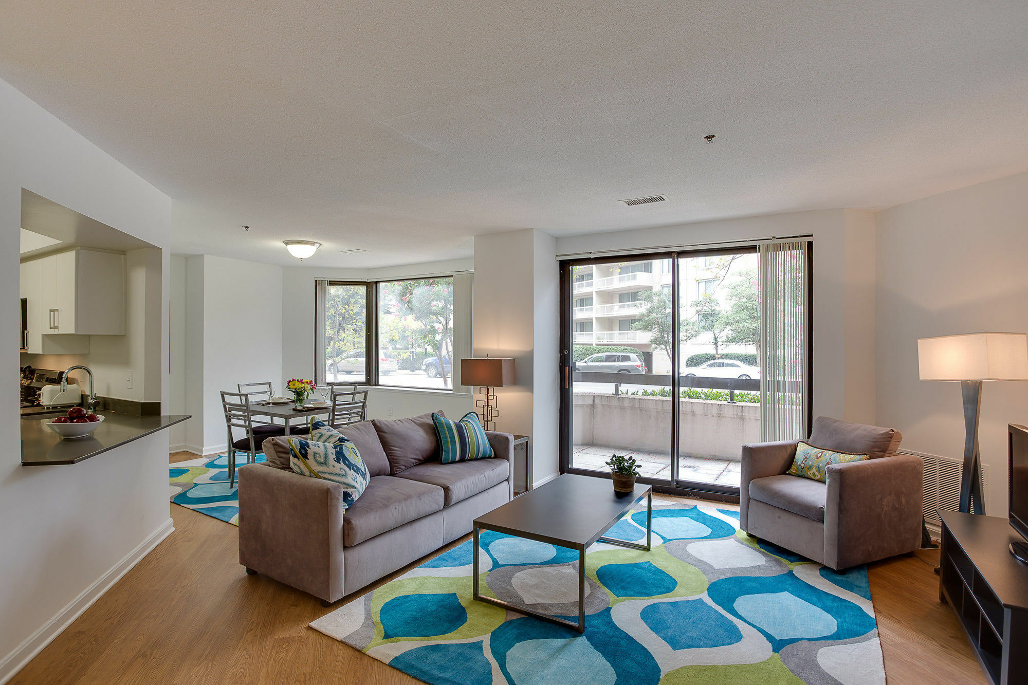 Oakwood Crystal City Arlington Bagian luar foto