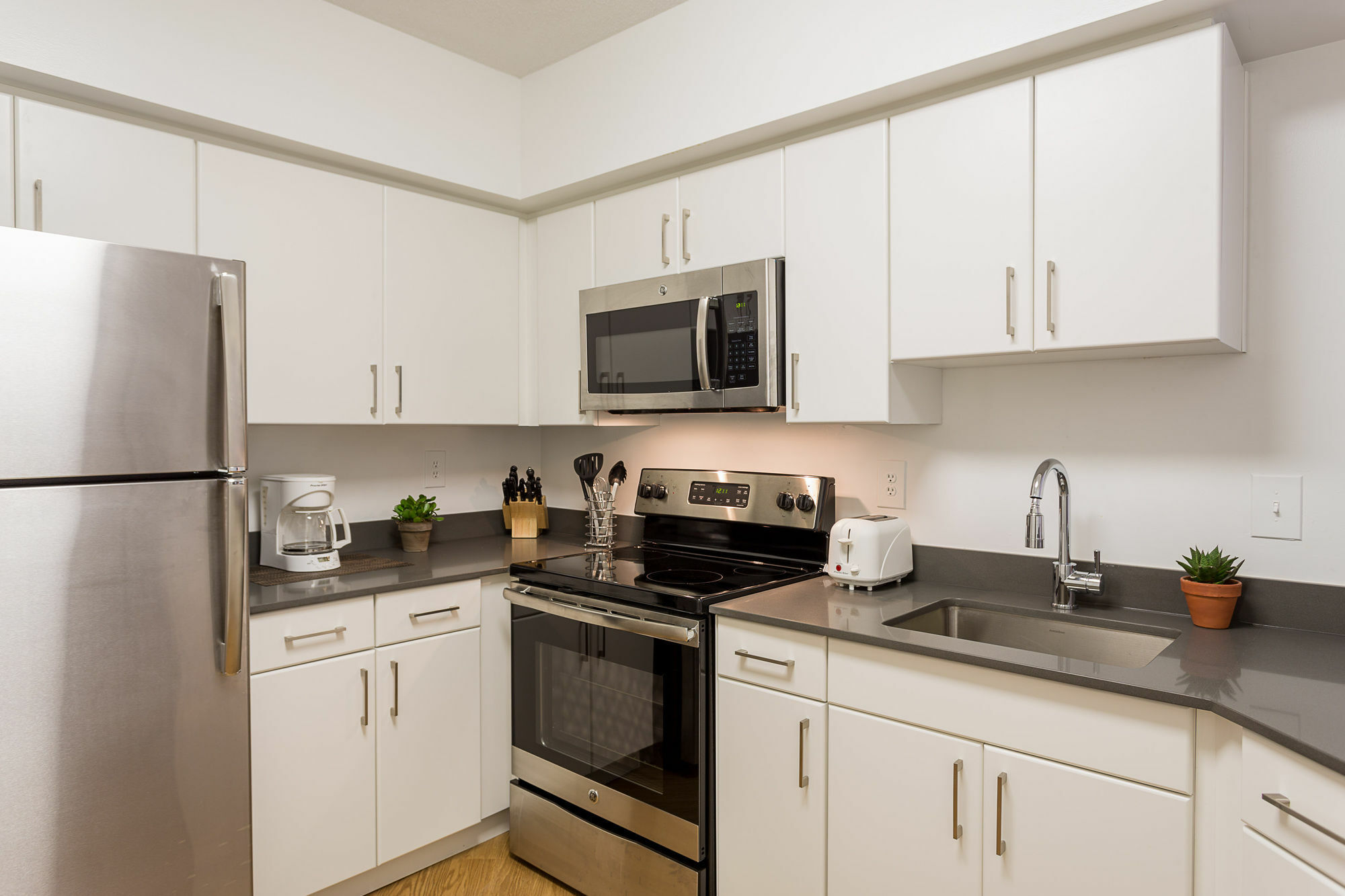 Oakwood Crystal City Arlington Bagian luar foto